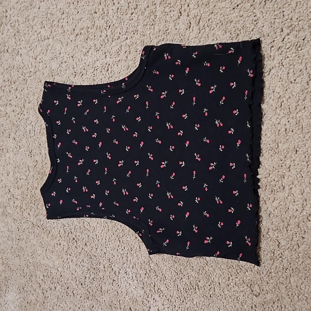 Black cropped tank - Picture 2 of 4